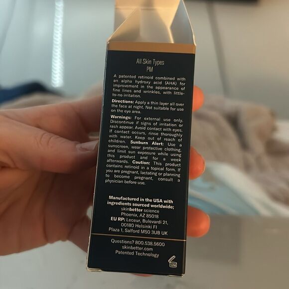 SkinBetter Science | AlphaRet Overnight Cream 0.5fl - Picture 4 of 6